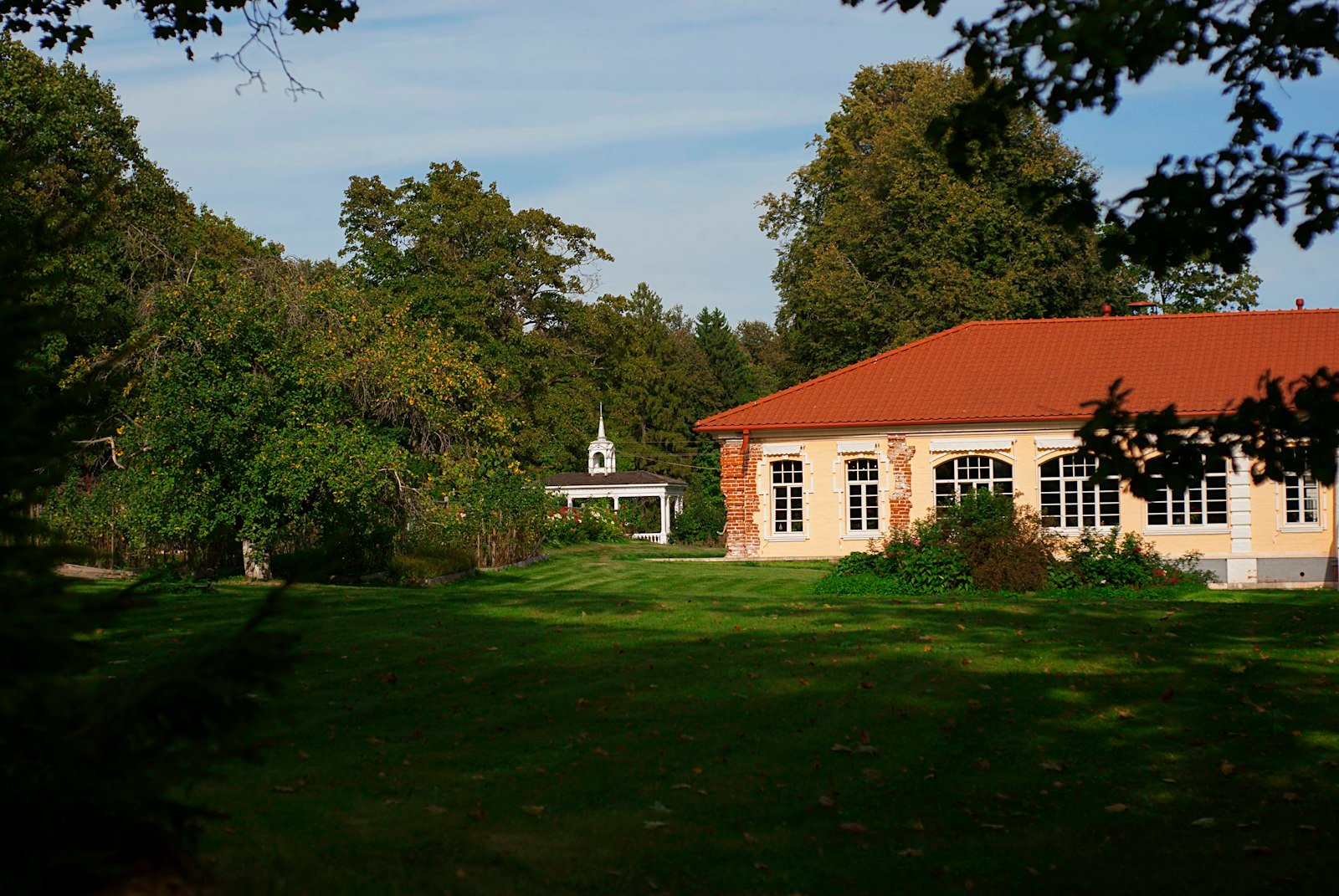 Space and Sea Artifact Auctions